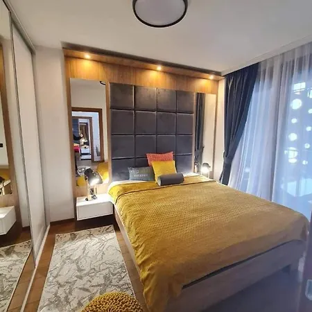 Merlin 22 Delux Apartment